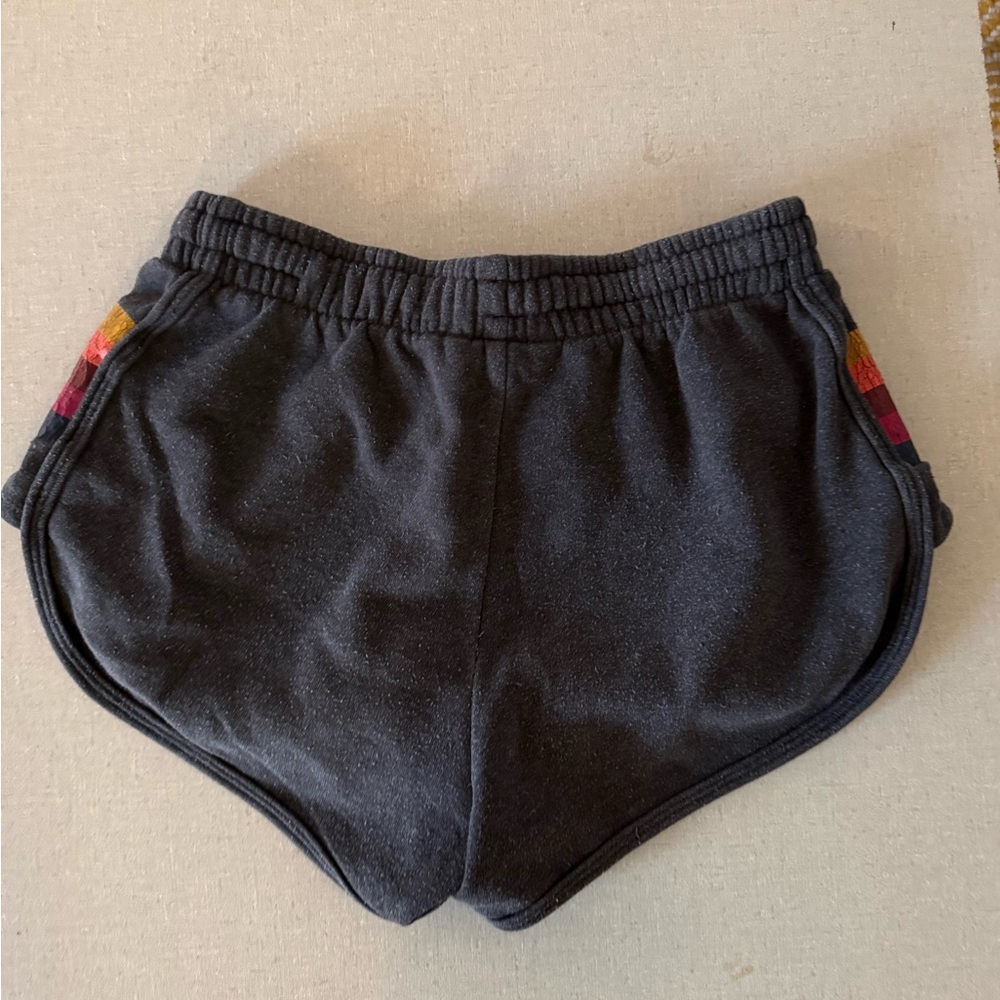 Aeropostale comfy sweat shorts - Picture 2 of 6